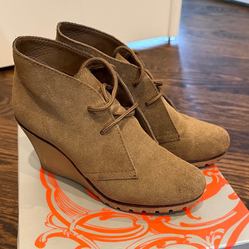 KELSI DAGGER Fanetta Suede Lace-Up Wedges/Ankle Boots